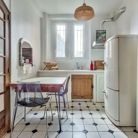 Апартаменты Atypical 36m² Next To *belleville* *